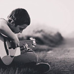 初心者スタートの１本に！人気おすすめ格安アコースティックギター